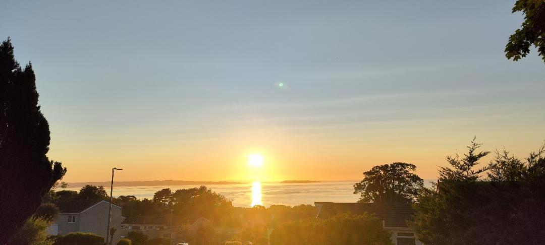 Fantastic Sea Views At Century'S Old Alma'S Cottage - Sleeps Up To 8 Guests Penmaen-mawr 외부 사진